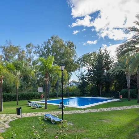 Luxury Near Puerto Banus Daire Marbella