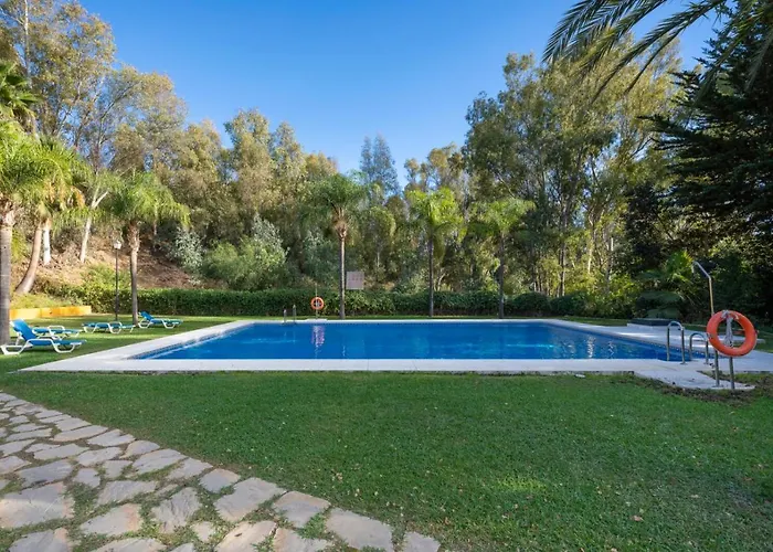 Luxury Near Puerto Banus Daire *