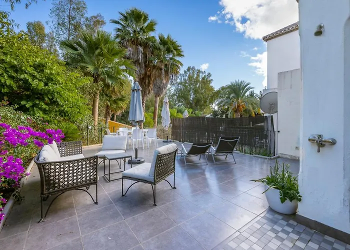 Luxury Near Puerto Banus Daire Marbella