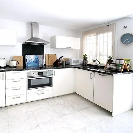 Luxury Near Puerto Banus *